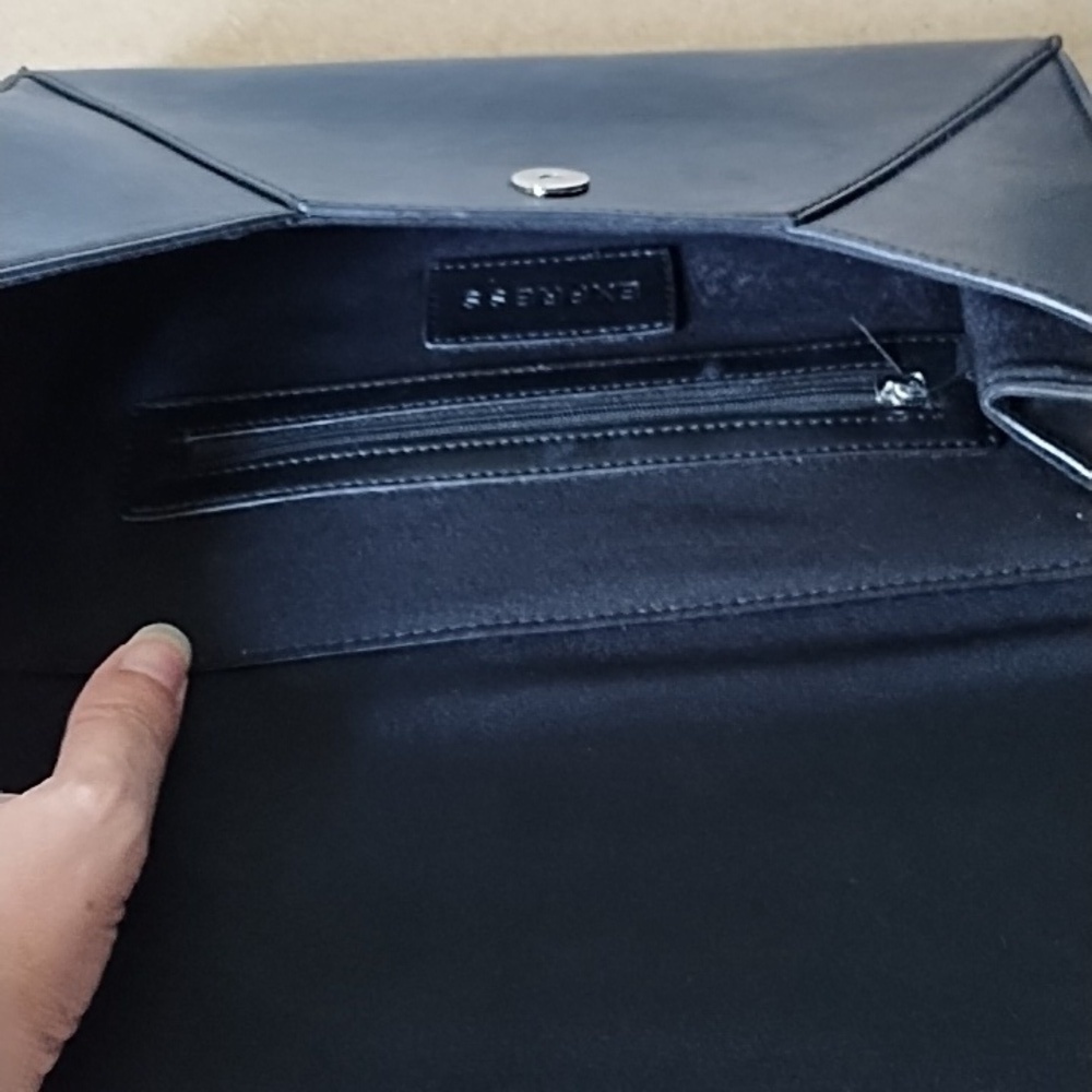 Express Envelope Purse - Picture 4 of 6